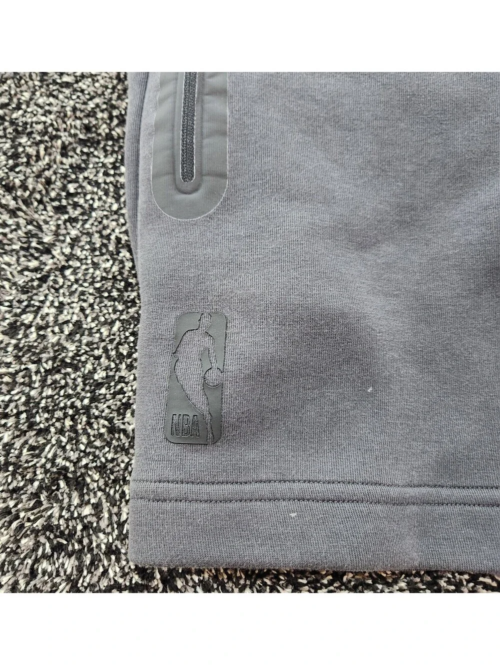 Nike Tech Fleece Shorts Mens Size Medium NBA San Antonio Spurs Gray Engineered
